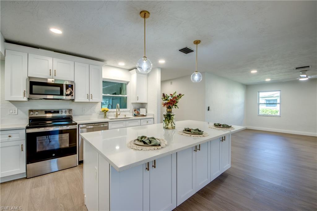 1519 Whiskey Creek DR