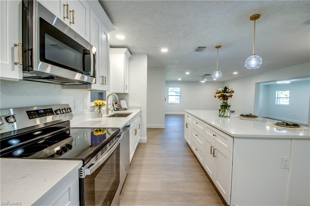 1519 Whiskey Creek DR