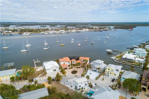 391 Palermo CIR FORT MYERS BEACH FL 33931