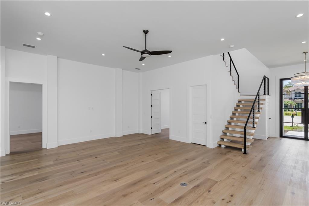 COACHMAN GLEN - Residential