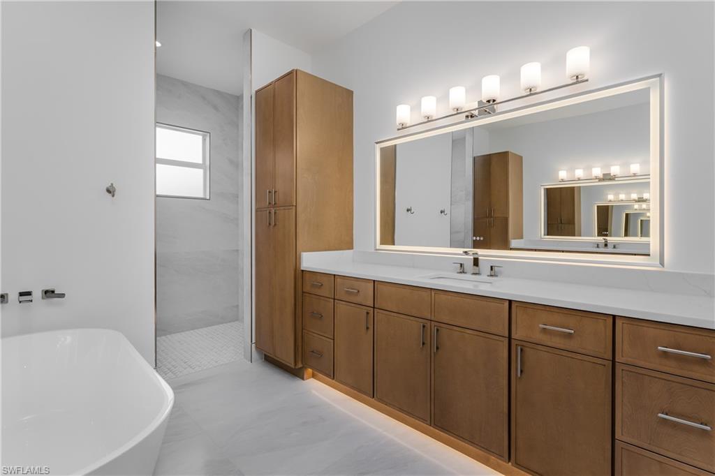 COACHMAN GLEN - Residential