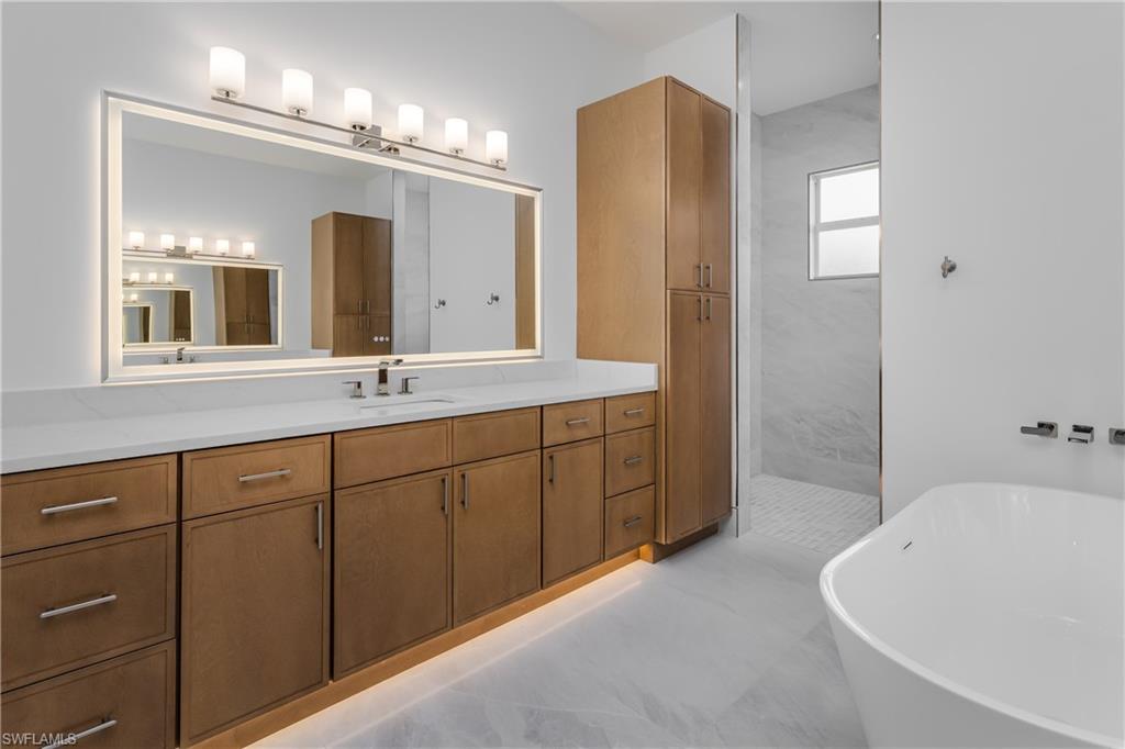 COACHMAN GLEN - Residential