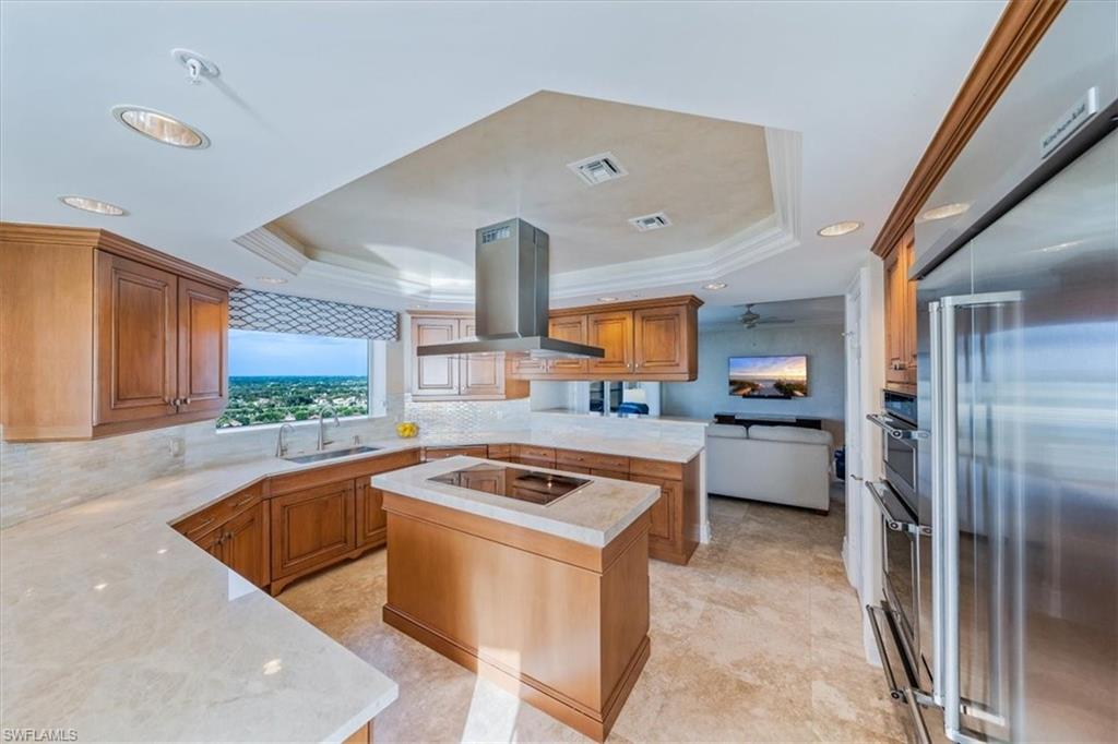 BILTMORE AT BAY COLONY - Residential