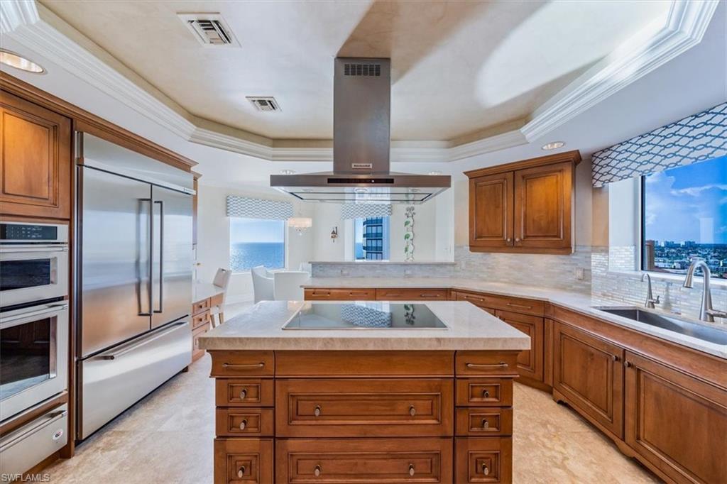 BILTMORE AT BAY COLONY - Residential