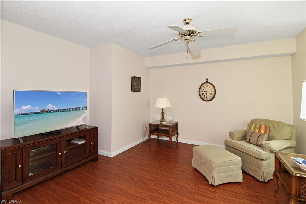 COBBLESTONE COURT - Residential