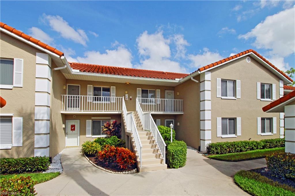 COBBLESTONE COURT - Residential