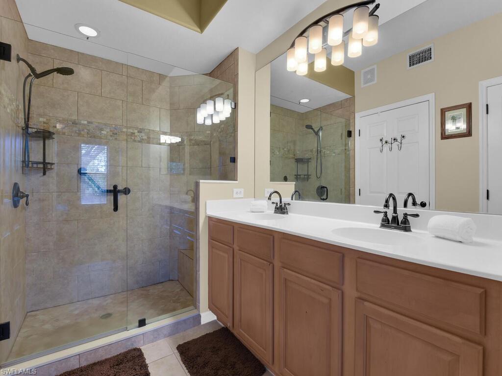 GARDEN LAKES - Residential