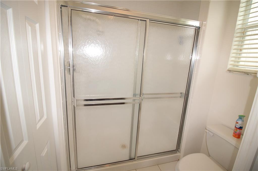 CROWN POINTE SHORES - Residential