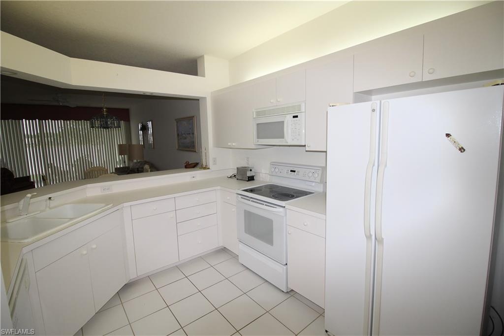 CROWN POINTE SHORES - Residential