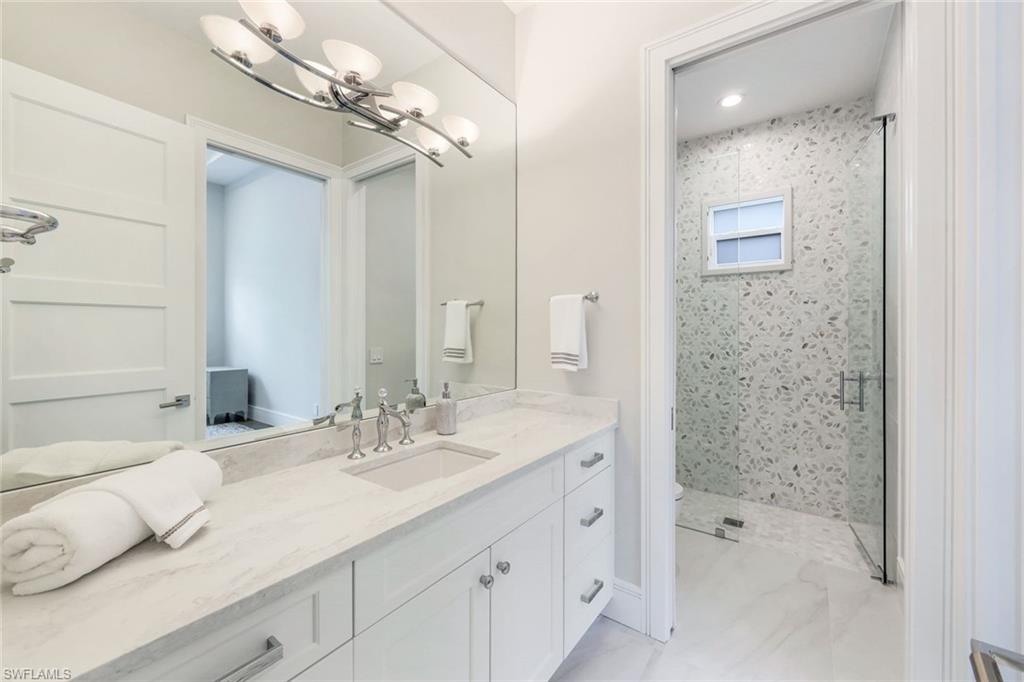 PARK SHORE - Residential