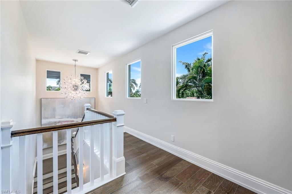 PARK SHORE - Residential