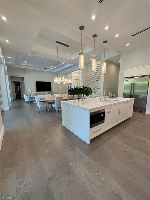 PARK SHORE - Residential