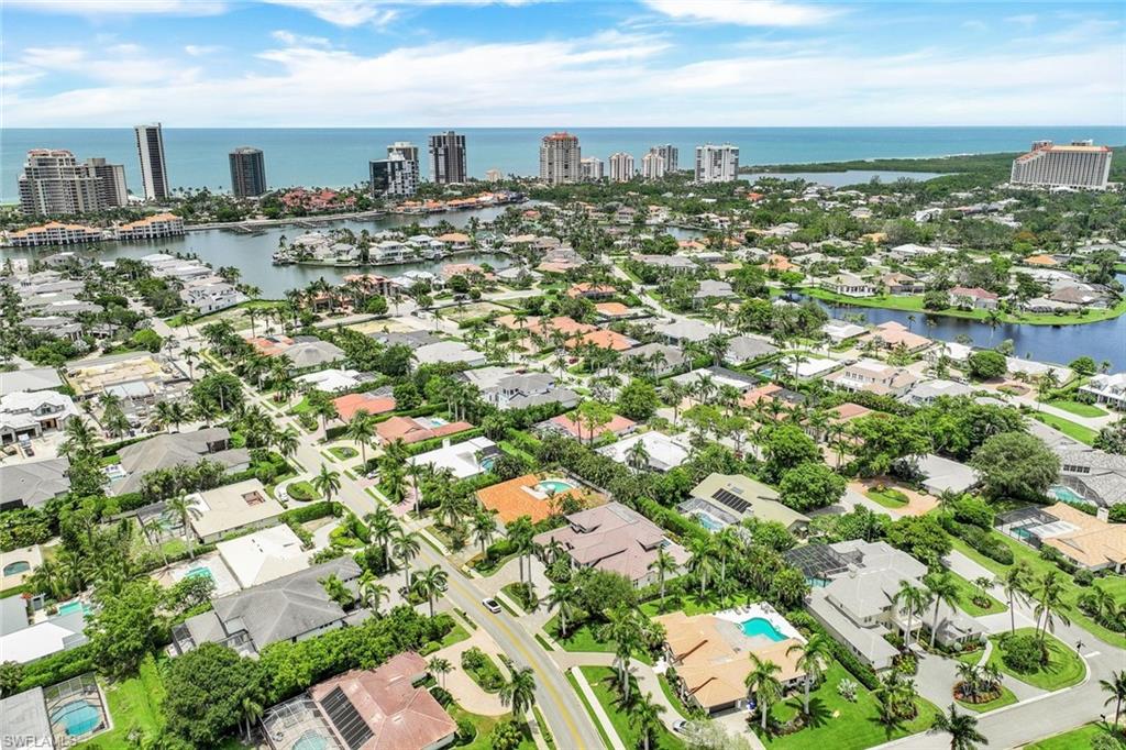 PARK SHORE - Residential