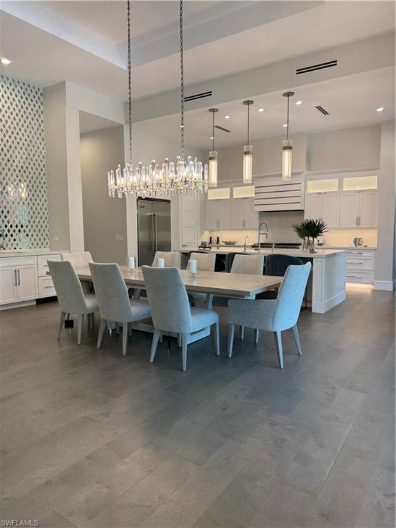 PARK SHORE - Residential