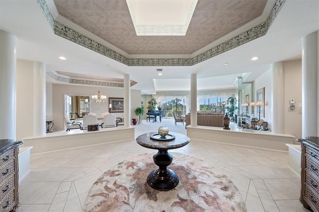 CRESCENT - Residential