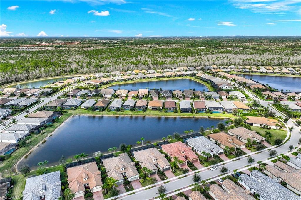 WINDING CYPRESS - Residential