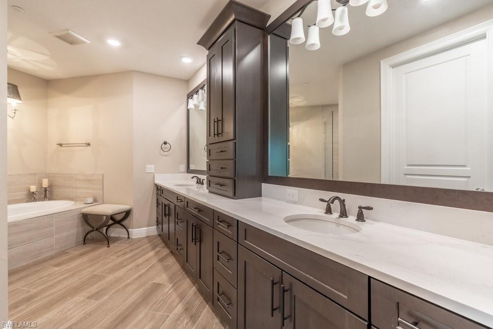 VIANSA - Residential Lease