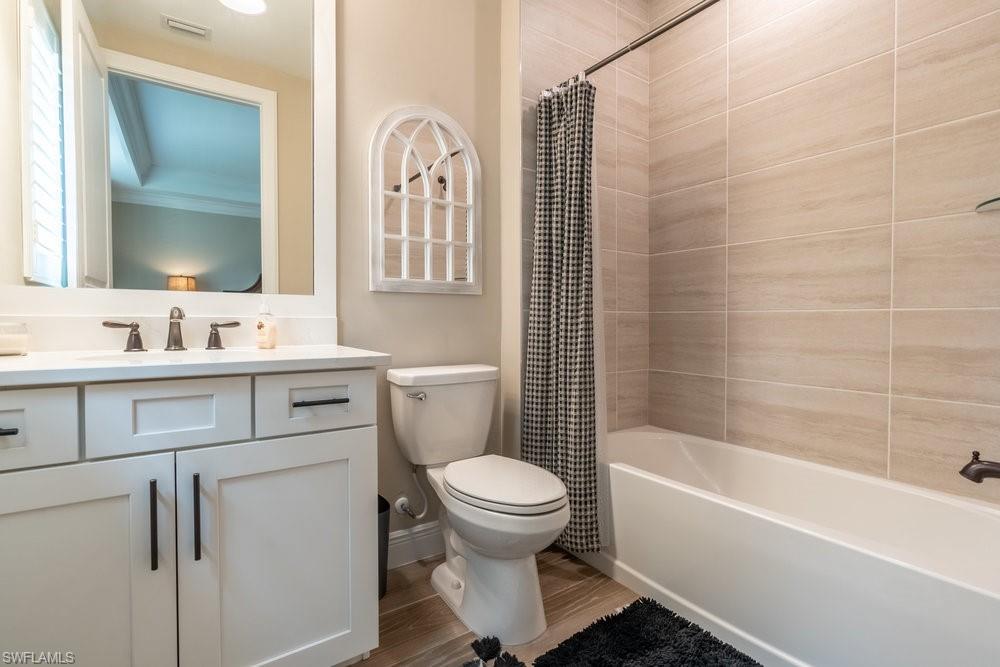 VIANSA - Residential Lease