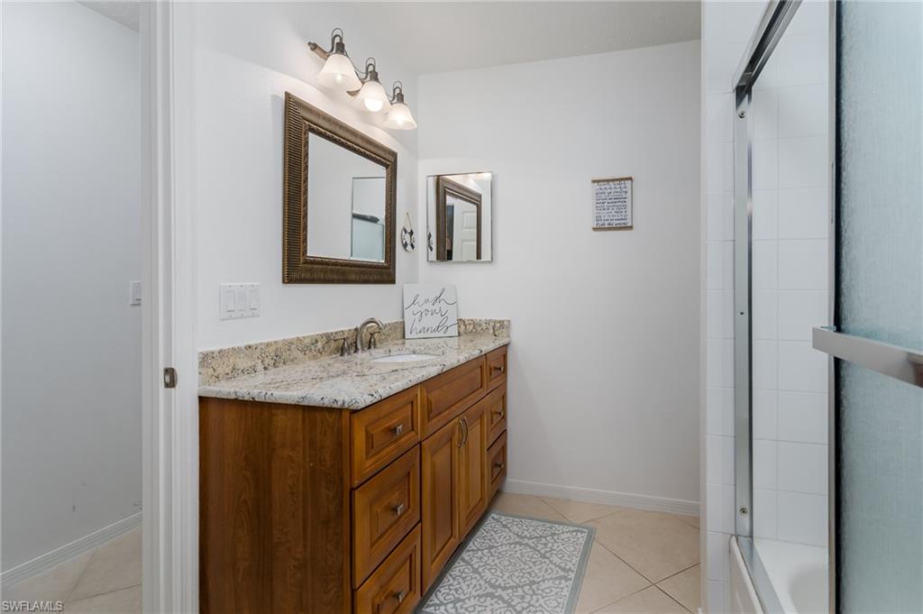 HUNTINGTON LAKES - Residential