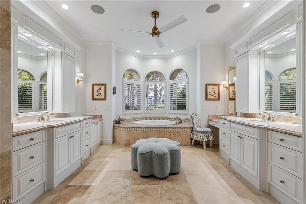 COLLIERS RESERVE - Residential