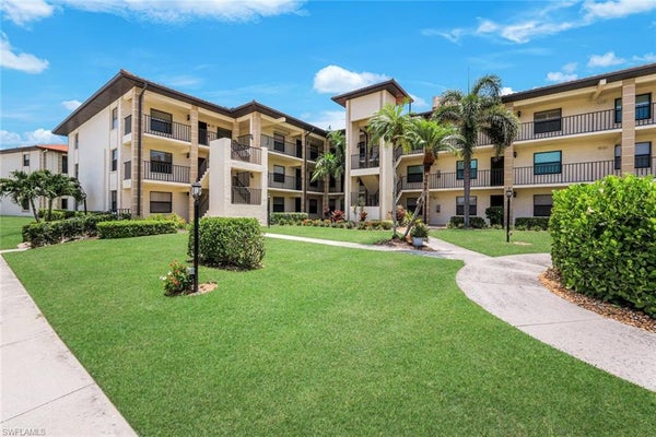 12601 KELLY SANDS WAY APT 411, FORT MYERS, FL 33908 - Image 37db3fb758a7e5c2e596a56c272dfd01/546558155