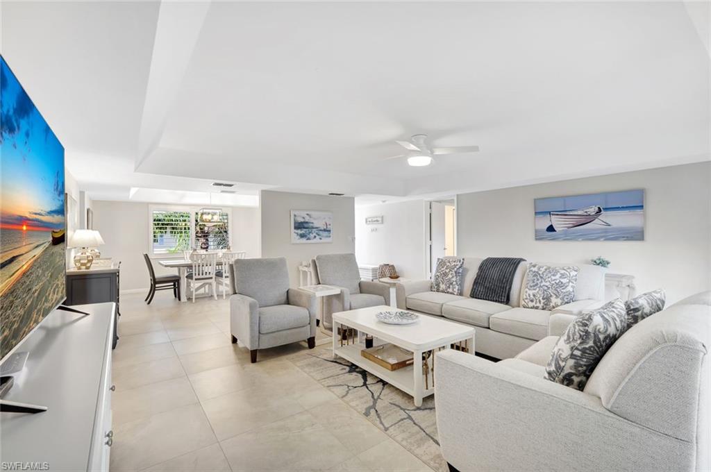 GLADES COUNTRY CLUB - Residential