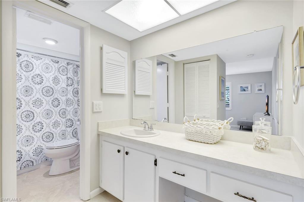 GLADES COUNTRY CLUB - Residential