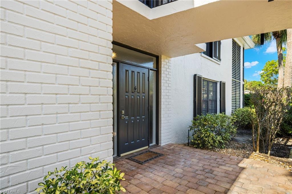 SOMERSET AT MOORINGS - Residential Lease