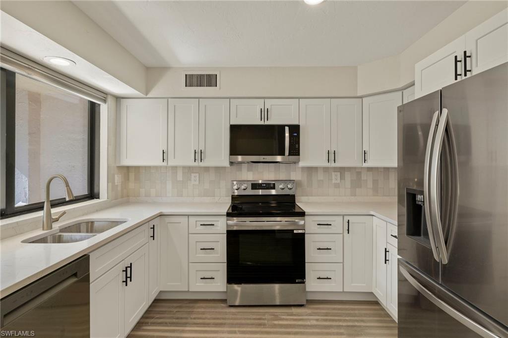 SOMERSET AT MOORINGS - Residential Lease