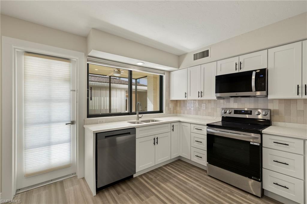 SOMERSET AT MOORINGS - Residential Lease