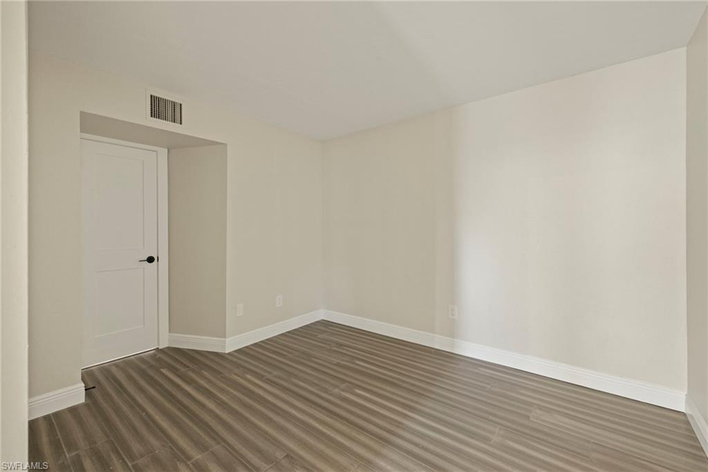 SOMERSET AT MOORINGS - Residential Lease