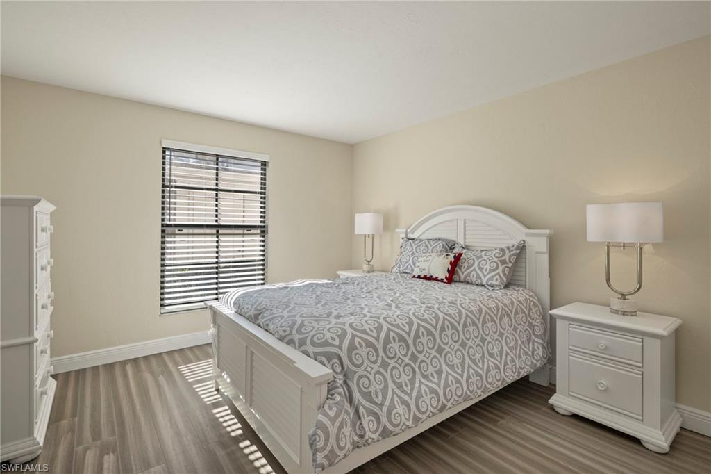 SOMERSET AT MOORINGS - Residential Lease