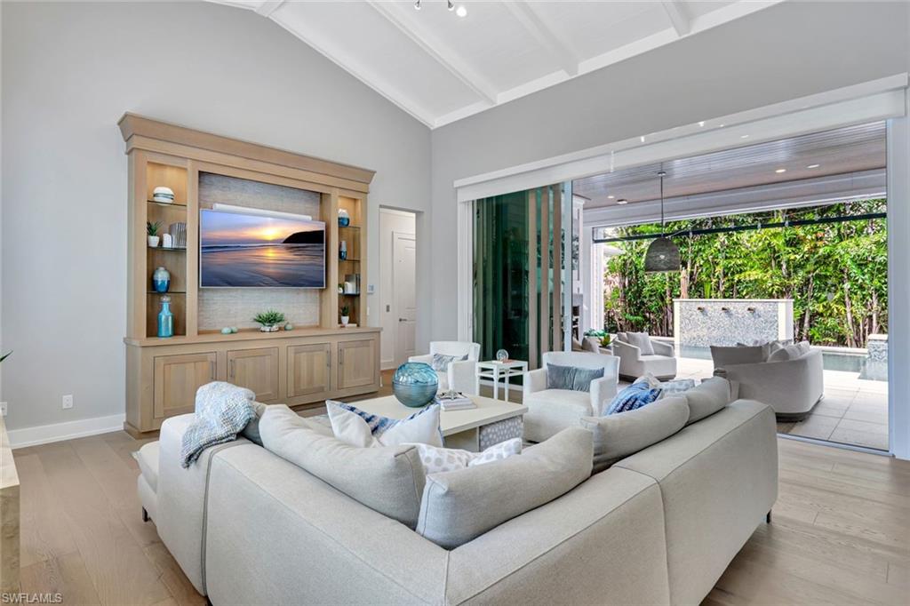 OLDE NAPLES - Residential