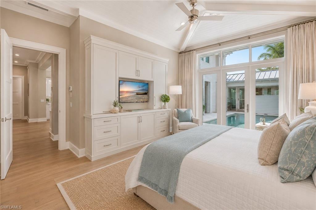 OLDE NAPLES - Residential