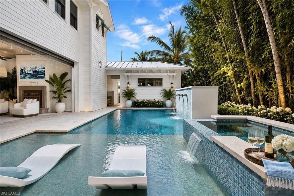 Photo of 160 Broad AVE S, NAPLES, FL 34102 (MLS # 226019430)
