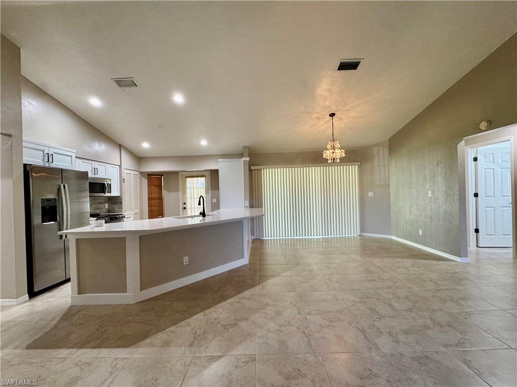 SPRING LAKES - Residential