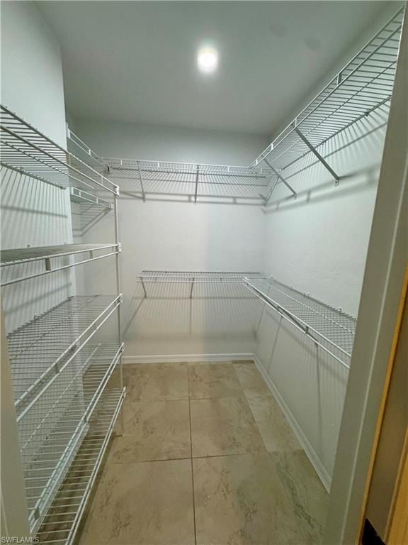 SPRING LAKES - Residential