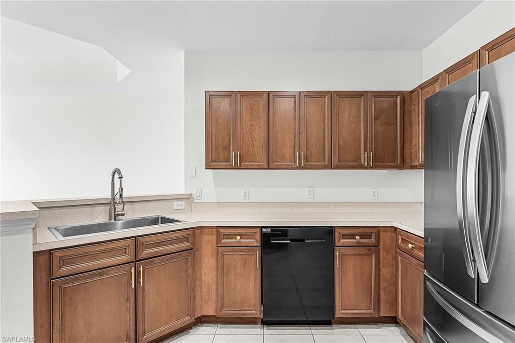 SAIL HARBOUR - Residential