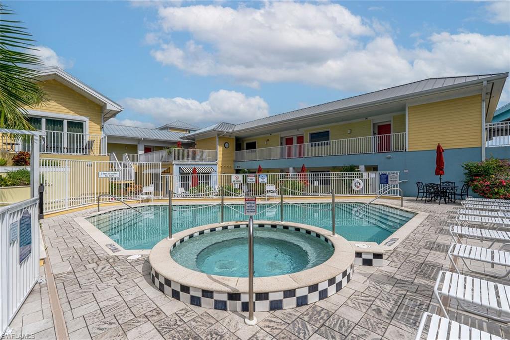 HARBOUR HOUSE AT THE INN - Residential