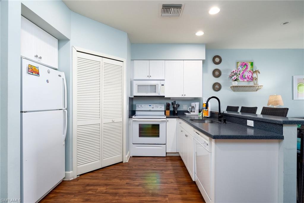 HARBOUR HOUSE AT THE INN - Residential