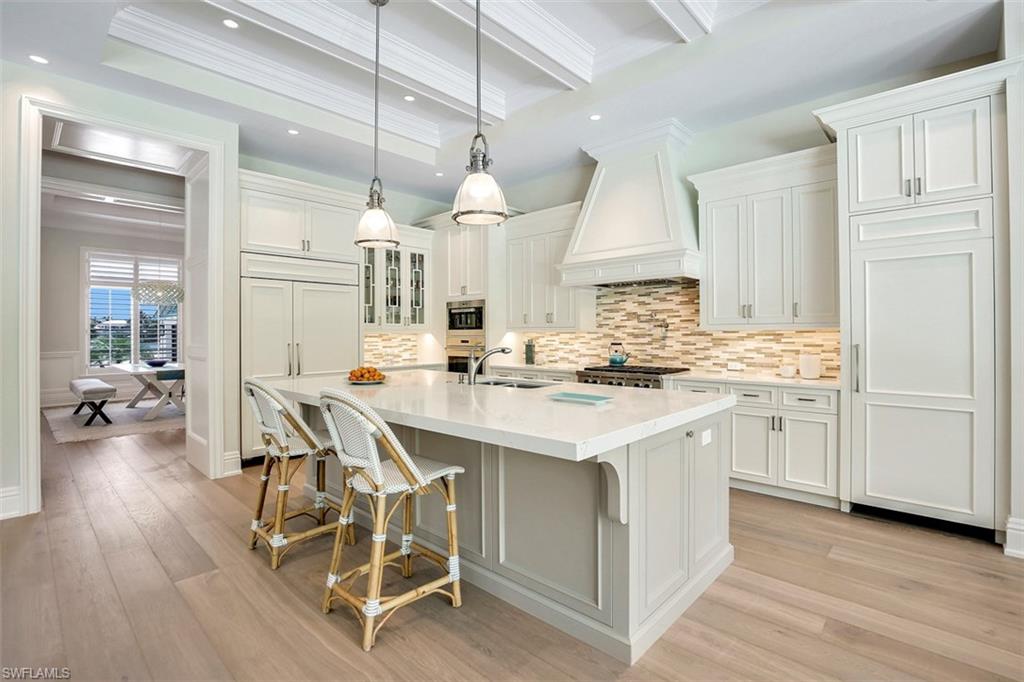 MOORINGS - Residential