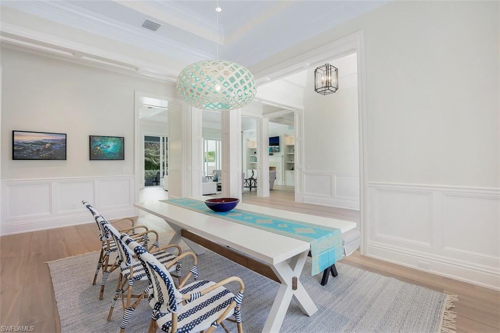 MOORINGS - Residential