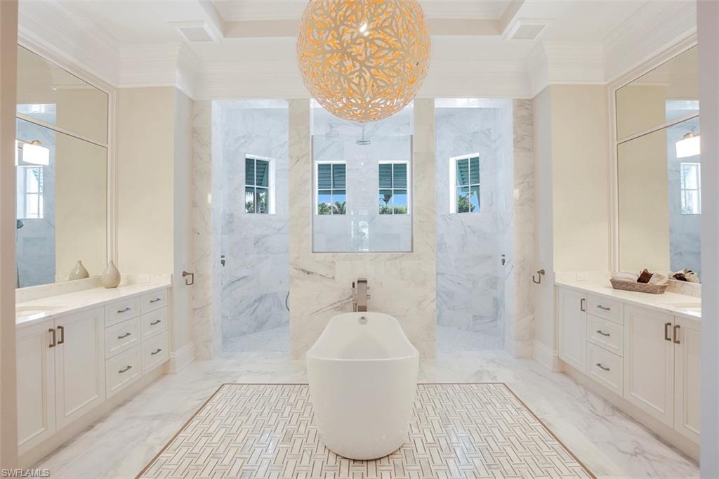 MOORINGS - Residential