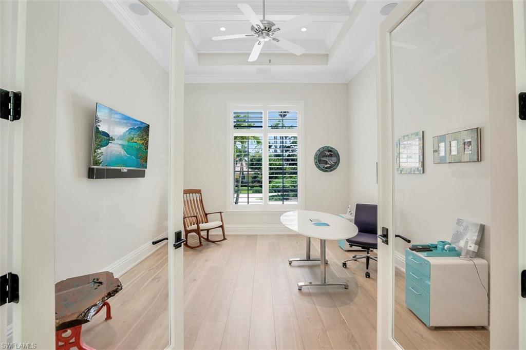 MOORINGS - Residential