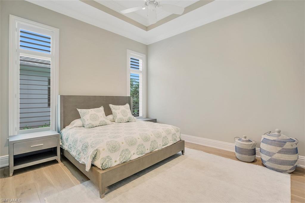 MOORINGS - Residential