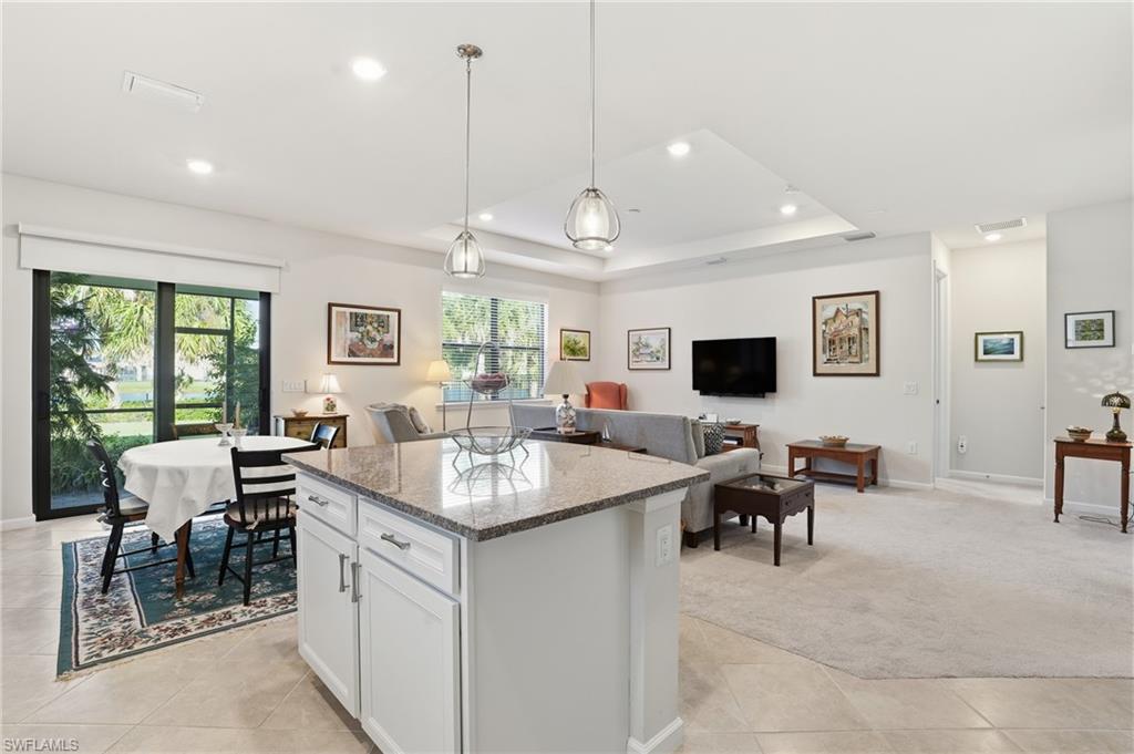 HAMPTON LAKES - Residential