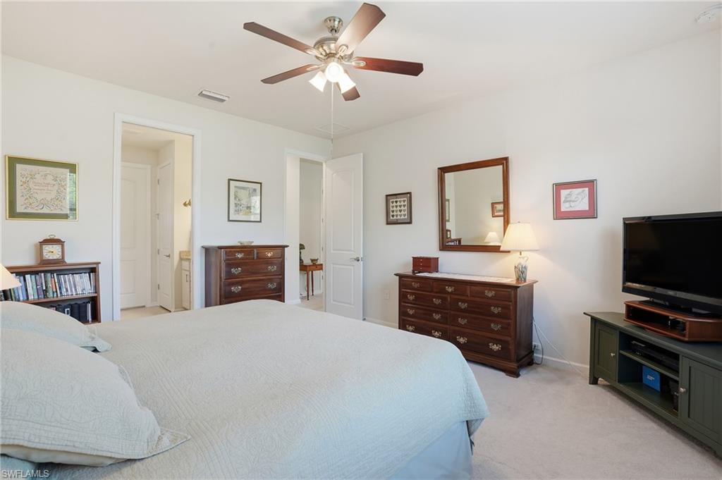 HAMPTON LAKES - Residential