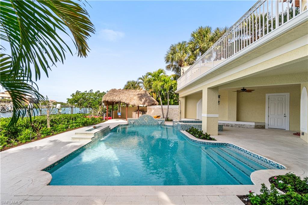 BAYFRONT GARDENS - Residential