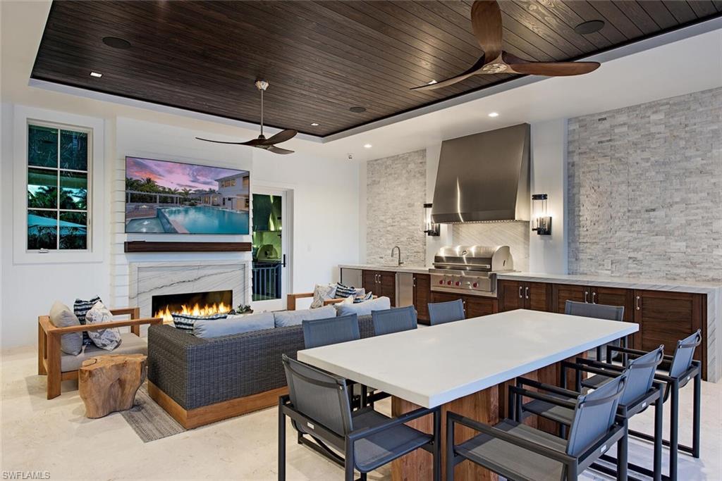 OLDE NAPLES - Residential