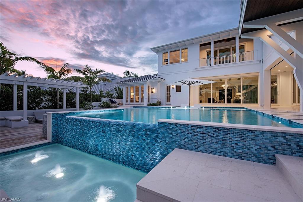 OLDE NAPLES - Residential